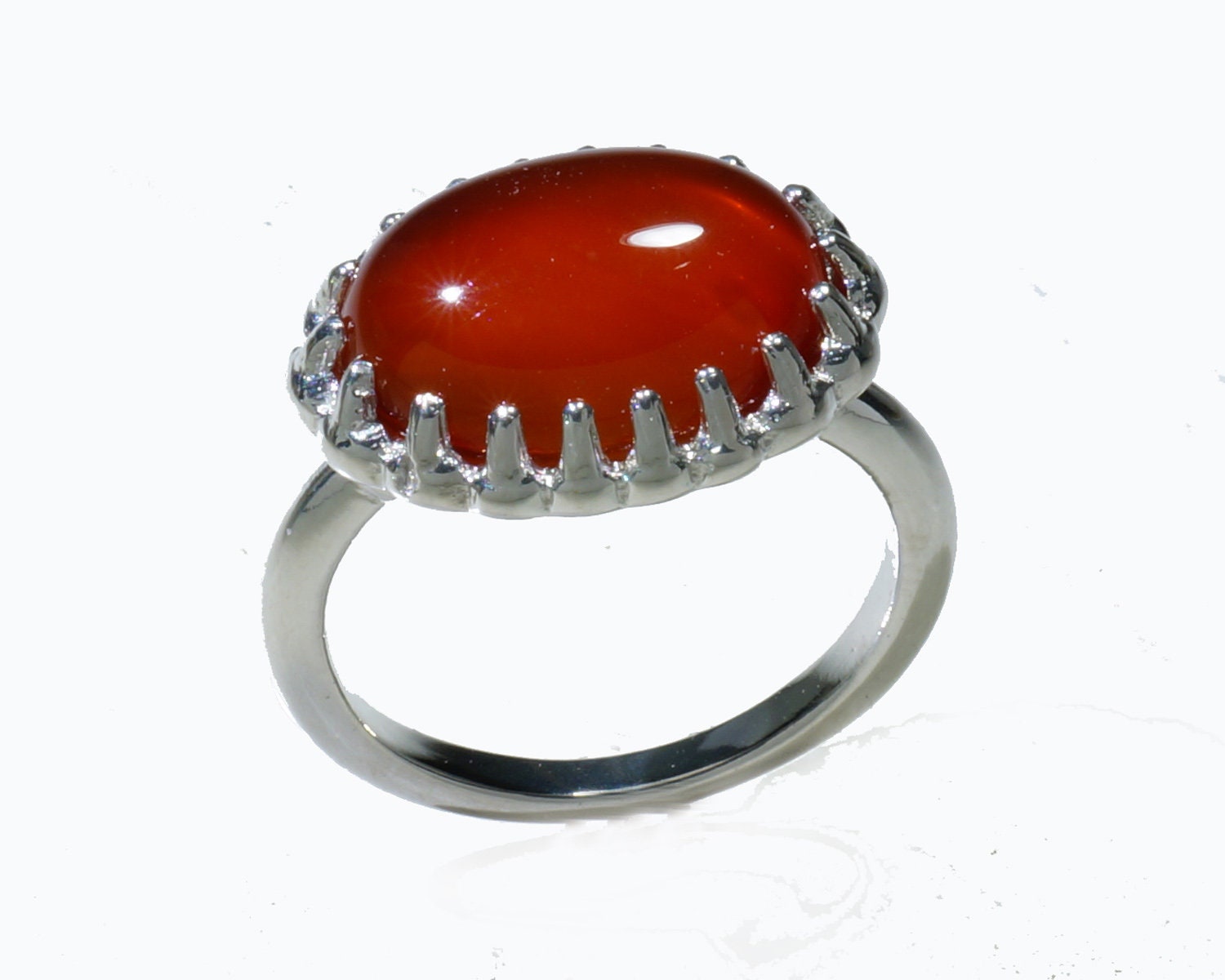 Ovaler Karneol Cabochon Ring Ovaler Karneol Cabochon Ring von JKBloomJewelers