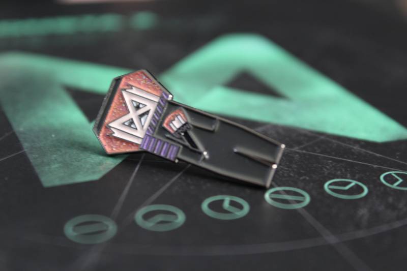 Monsta X Lightstick Pins Abzeichen | Mondungie Glow in The Dark Monsta X Lightstick Pins Abzeichen | Mondungie Glow in The Dark von JKCharms1