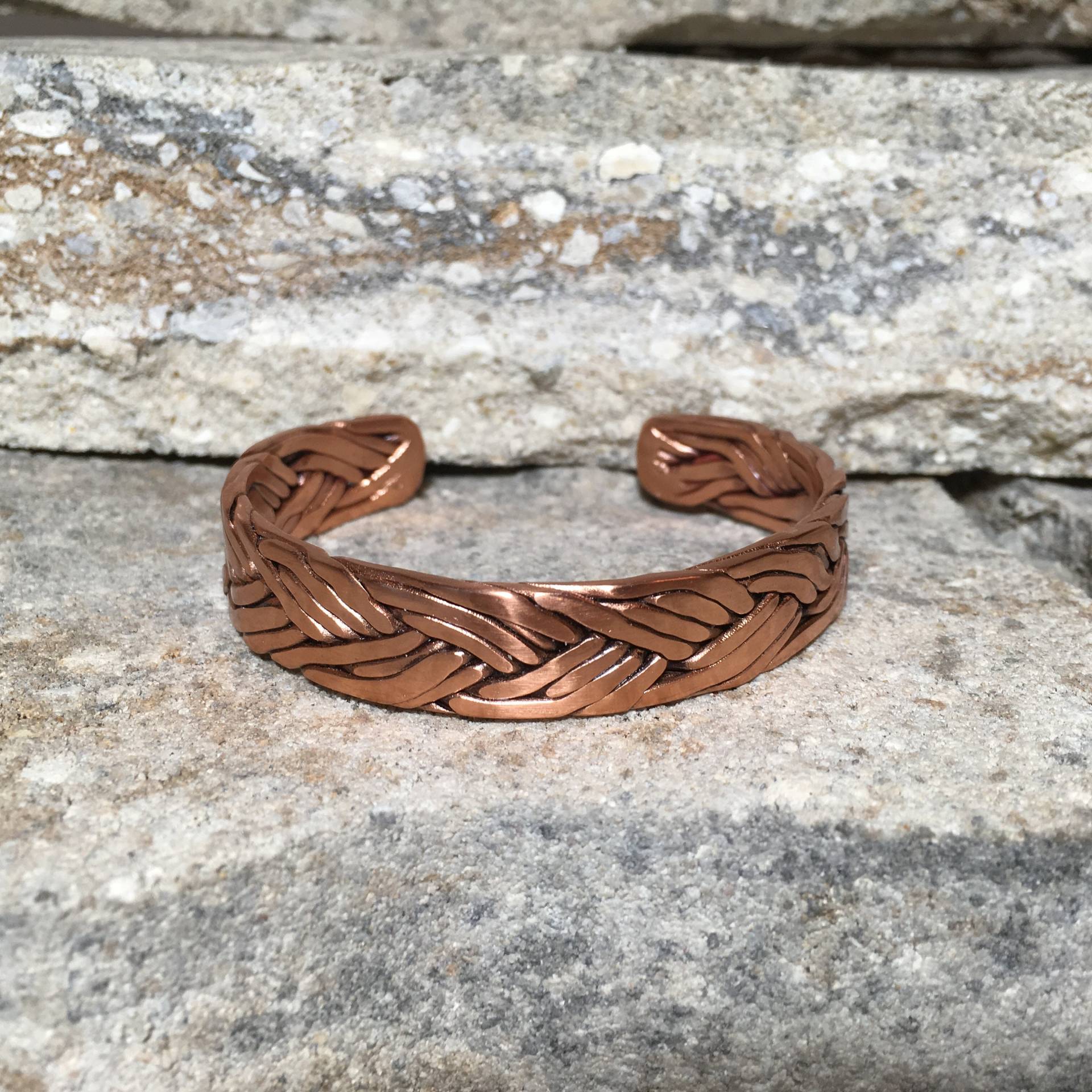 Elegante Und Dünne Woven Polished Copper Armband Elegante Und Dünne Woven Polished Copper Armband von JKMJewelryDesigns