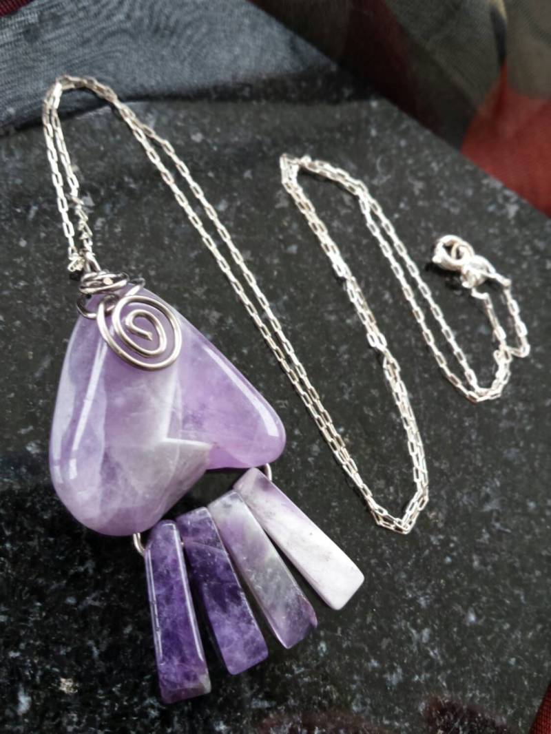 Wire Wrapped Amethyst Stein Halskette Wire Wrapped Amethyst Stein Halskette von JKibbs