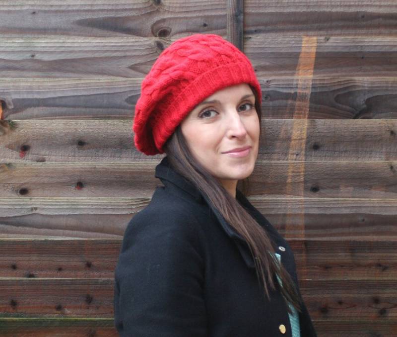 Handgemachte Wolle Zopfmuster Baskenmütze - Rote Wintermütze von JKnitting