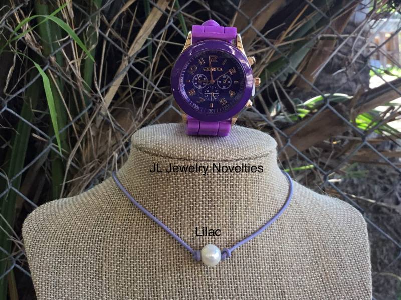 Lederperlenkette, Genfer Uhr, Fliederfarbenes Lederperlenhalsband, Erschwingliches Weihnachtsgeschenk, Geschenk Für Sie von JLJewelryNovelties