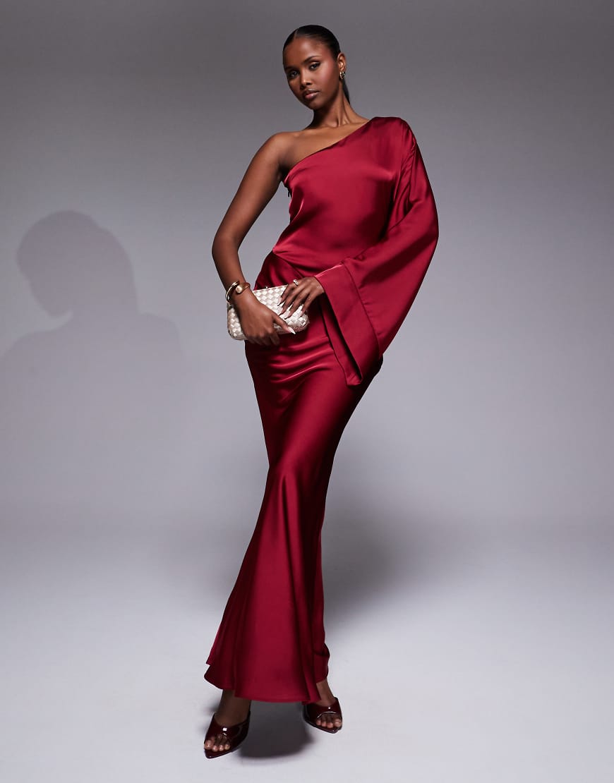 JLUXLABEL - Femme - Satin-Maxikleid in Rot mit Glockenärmel und One-Shoulder-Träger von JLUXLABEL