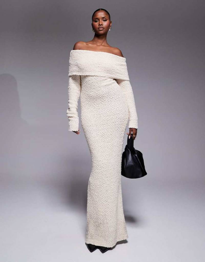 JLUXLABEL - Olivea - Bouclé-Maxikleid in Elfenbein mit Bardot-Ausschnitt und Umschlag-Weiß von JLUXLABEL