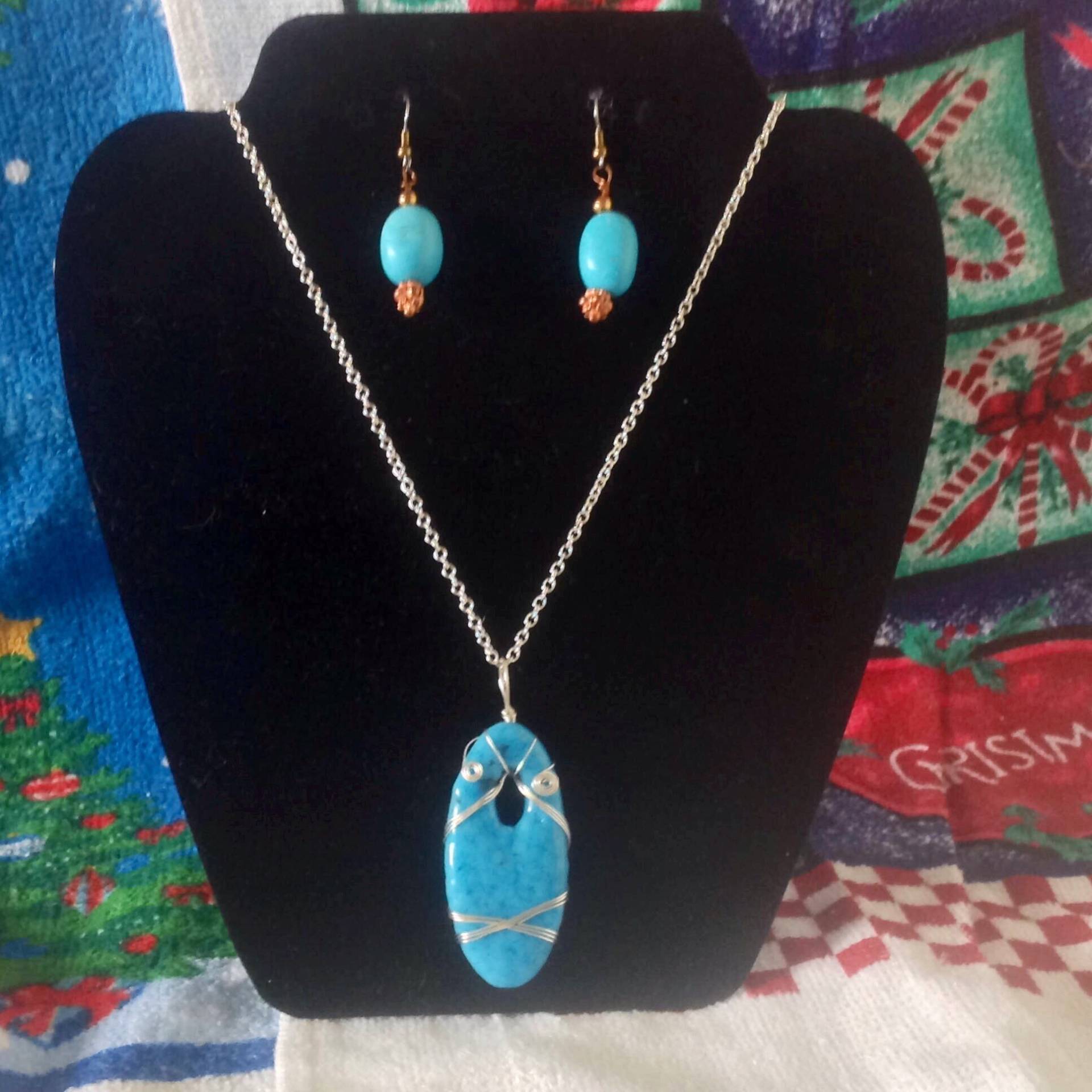 Halskette Und Ohrringe Set, Handgefertigt Halskette Und Ohrringe Set, Handgefertigt von JLWCreationsCo