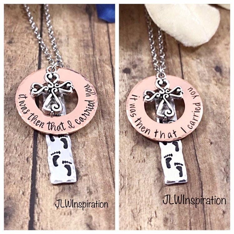 Fußabdrücke Kreuz Halskette Gehämmertes Kupfer & Aluminium, Religiöses Geschenk von JLWInspiration