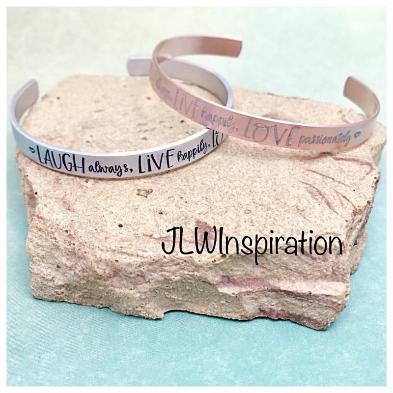 Handgestempeltes Manschettenarmband Laugh, Live, Love - Aluminium Oder Kupfer von JLWInspiration