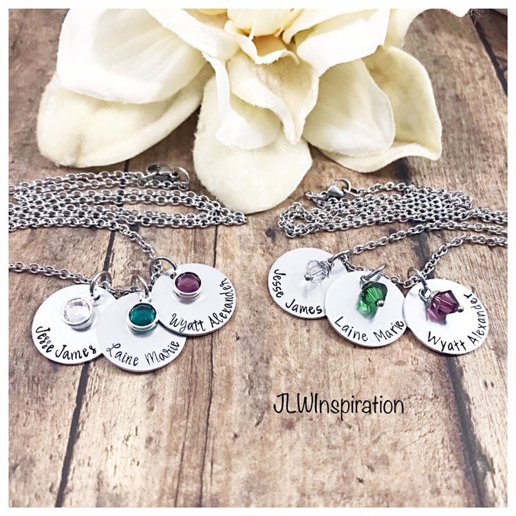 Personalisierte Geburtsstein-Halskette Swarovski-Kristall-Anhänger, Aluminiumscheibe von JLWInspiration