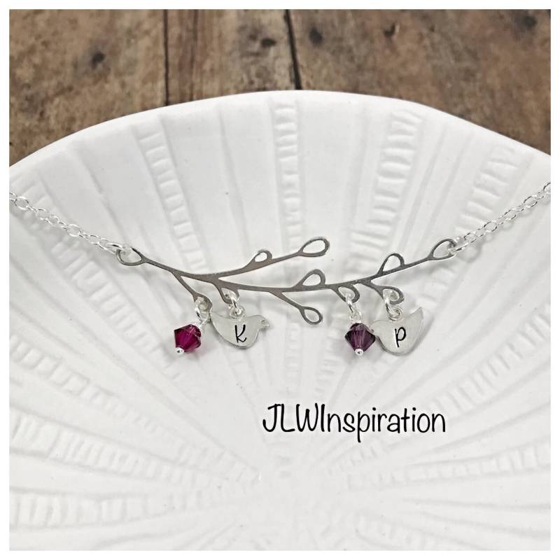 Personalisierte Sterling Silber Vögel Auf Zweig Halskette Anhänger & Geburtssteine von JLWInspiration