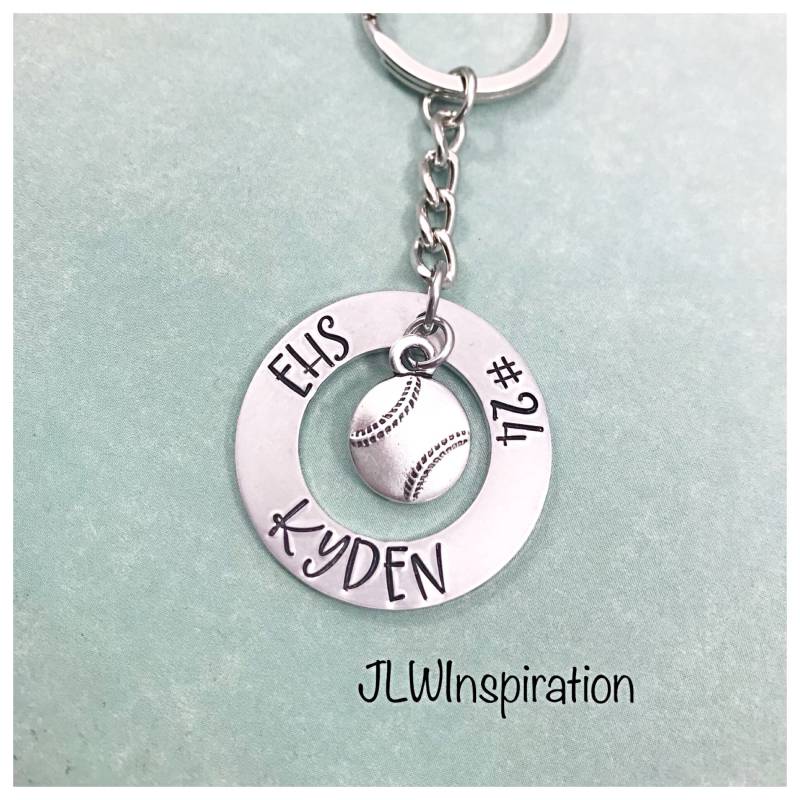 Personalisierter Baseball/Softball Schlüsselanhänger Aluminium Unterlegscheibe, Zinn Anhänger von JLWInspiration