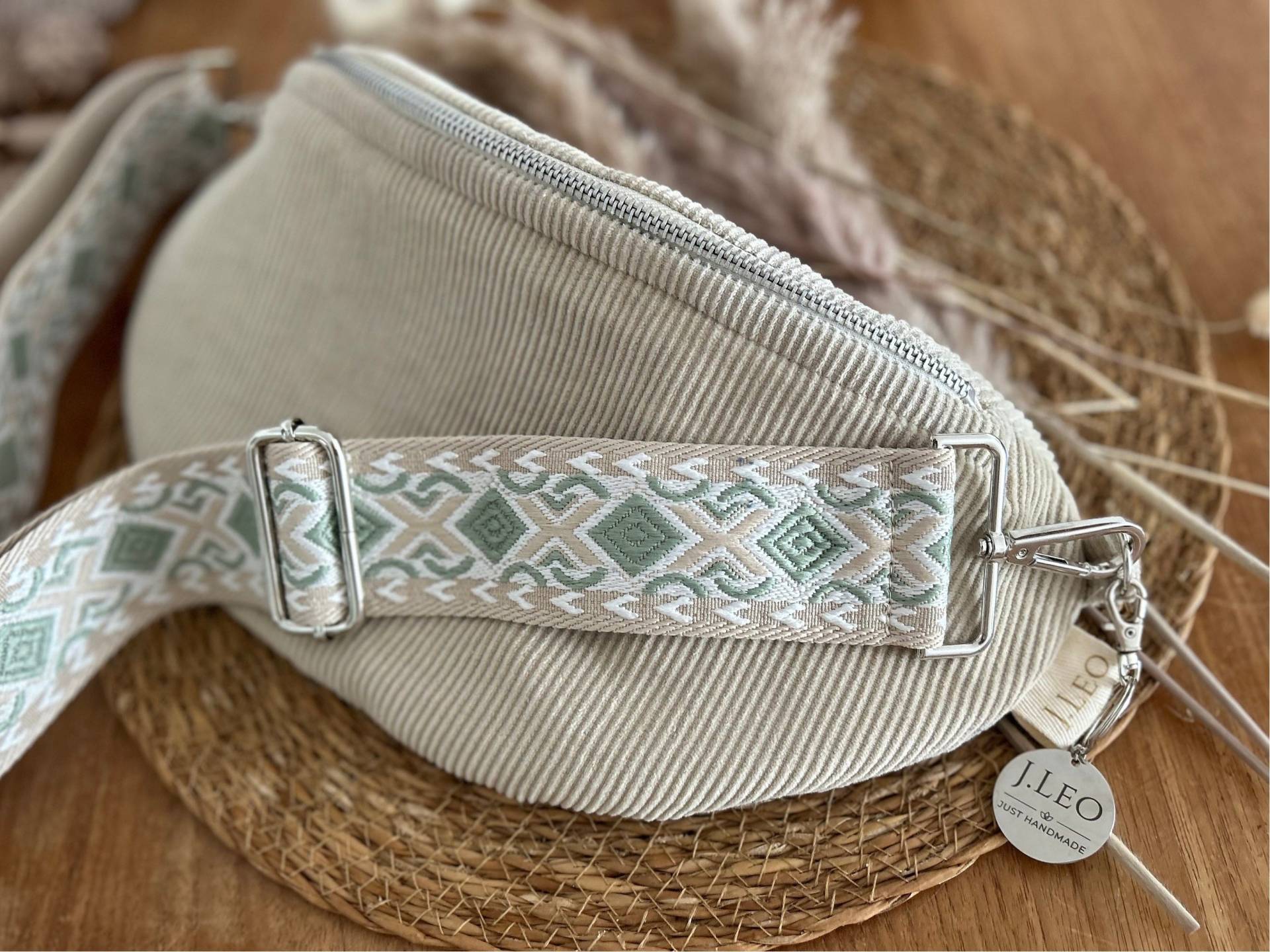 Bauchtasche, Bumbag, Cord, Creme, Silber Bauchtasche, Bumbag, Cord, Creme, Silber von JLeoBYJanina
