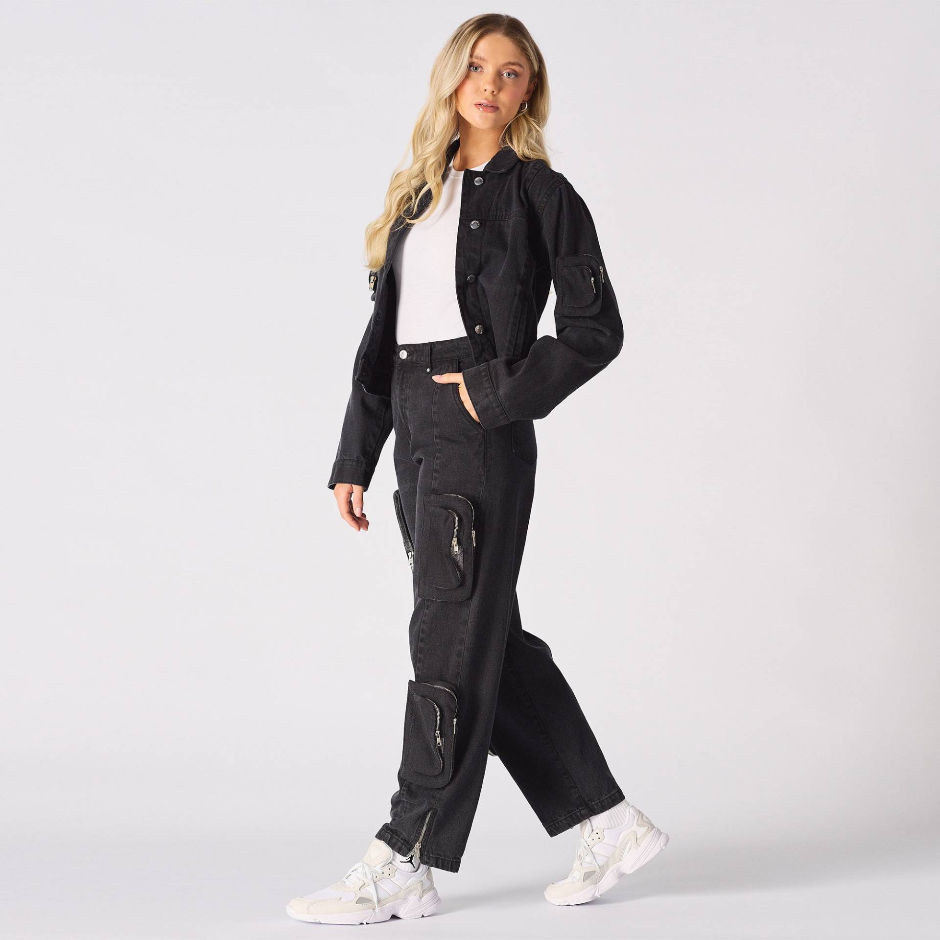 Black Wash Denim Jeans Damen Hose Mit Geradem Bein Und Abnehmbaren Taschen von JMOJOBoutique