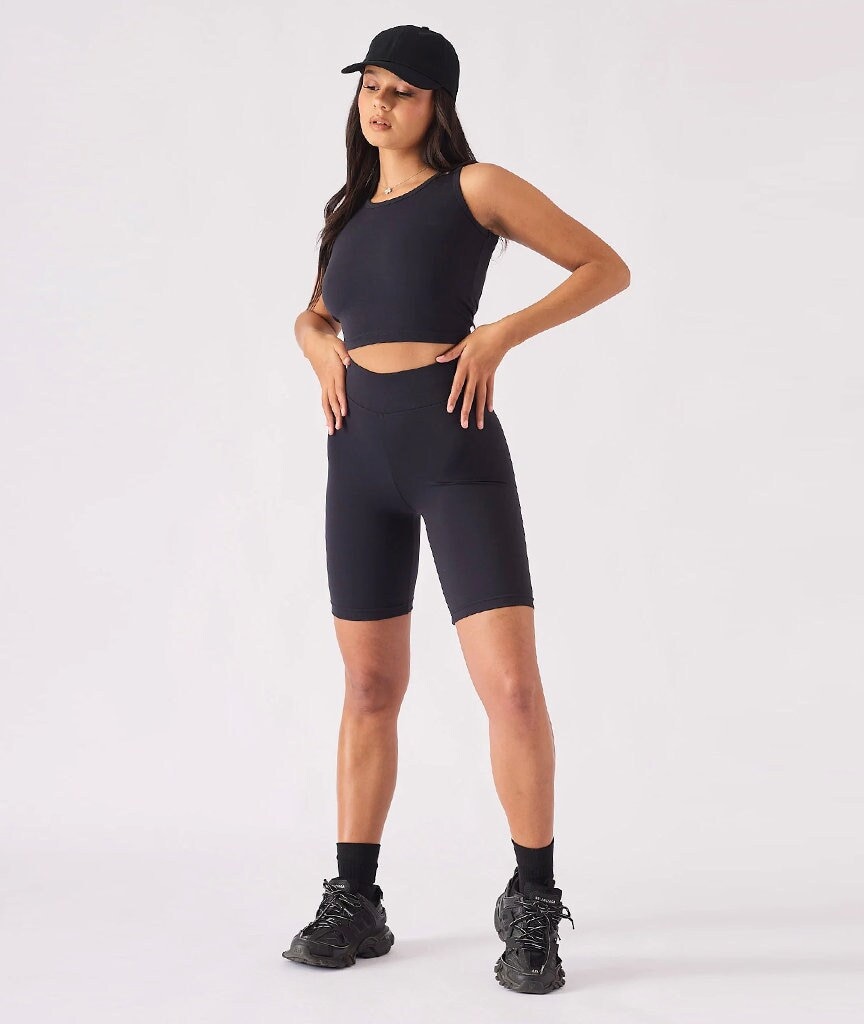 Radlerhose Für Damen | Sportliche Shorts Schwarz Dehnbare Und Bequeme Alltagskleidung Sommerkleidung von JMOJOBoutique