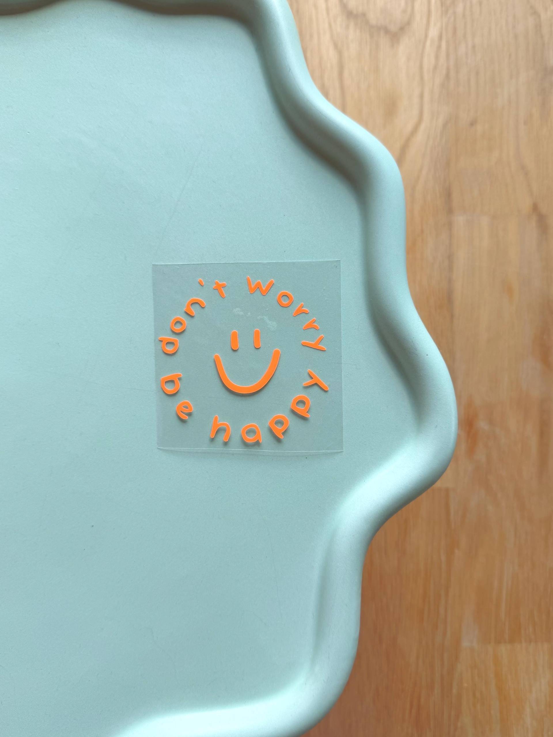 Bügelfolie, Bügelbild, Smilie, Smily, Neon, Don't Worry Be Happy, Schriftzug, Hipsterbaby von JOFRAMALandau
