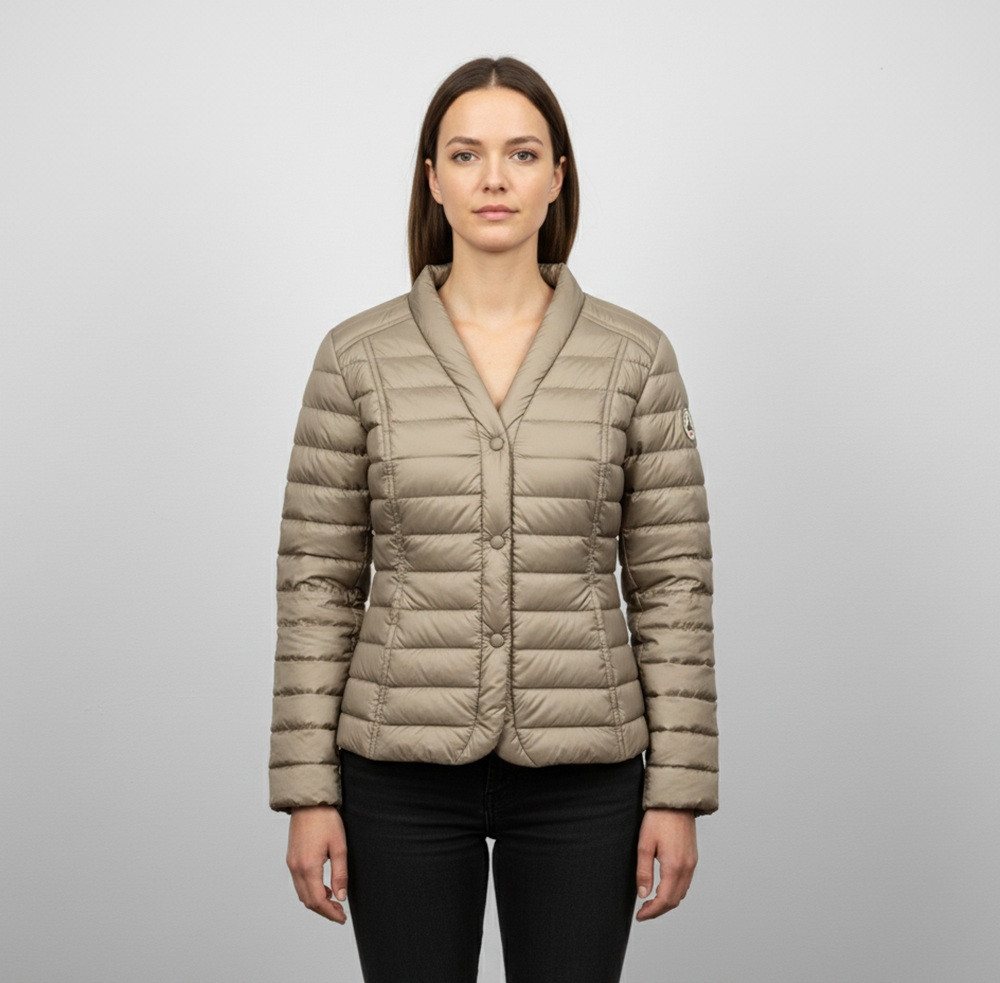 JOTT Leichtdaunenjacke Else Satiniertes, gestepptes und wasserabweisendes Material von JOTT