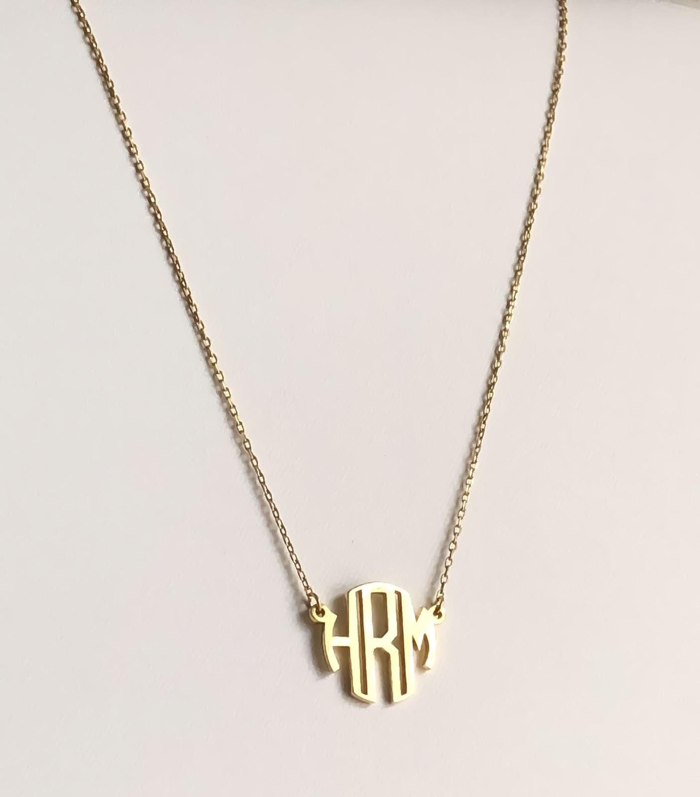 Zierlicher Block Monogramm Halskette Personalisierter Schmuck Mit Initialen Zierlicher Block Monogramm Halskette Personalisierter Schmuck Mit Initialen von JOYpersonalized