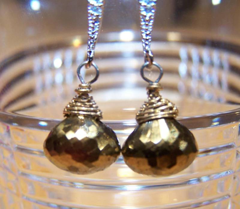 Facettierte Pyrit Briolette Ohrringe Sterling Silber Cz Haken Facettierte Pyrit Briolette Ohrringe Sterling Silber Cz Haken von JPGemJewels