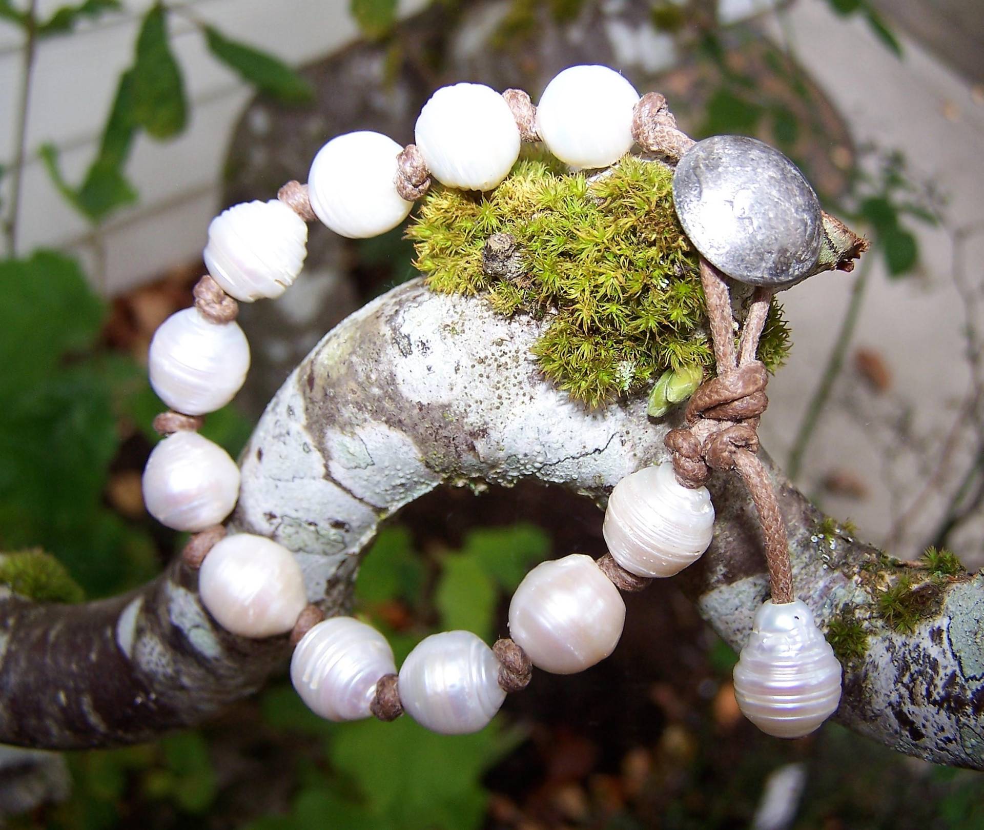 Große Süßwasserperle , Handgeknüpftes Braunes Wachskordel Armband Große Süßwasserperle , Handgeknüpftes Braunes Wachskordel Armband von JPGemJewels