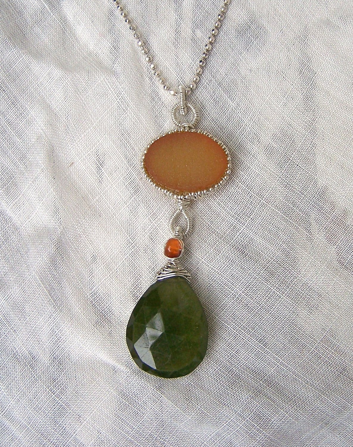 Karneol Druzy Kristall, Facettierter Vessonit Indocrase Briolette, Sterling Silber Kugelkette, Halskette Karneol Druzy Kristall, Facettierter Vessonit Indocrase Briolette, Sterling Silber Kugelkette, Halskette von JPGemJewels