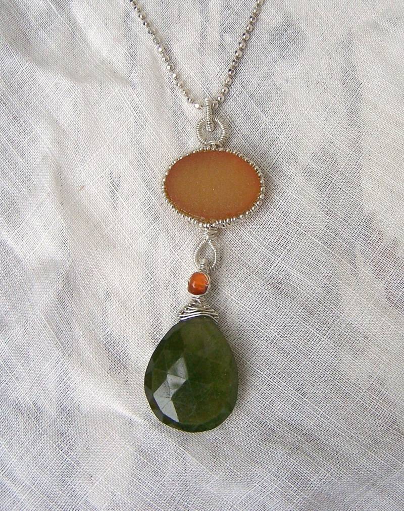 Karneol Druzy Kristall, Facettierter Vessonit Indocrase Briolette, Sterling Silber Kugelkette, Halskette Karneol Druzy Kristall, Facettierter Vessonit Indocrase Briolette, Sterling Silber Kugelkette, Halskette von JPGemJewels