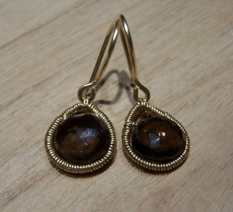 Rauchquarz, 14K Vergoldete Spirale, Ohrhaken von JPGemJewels