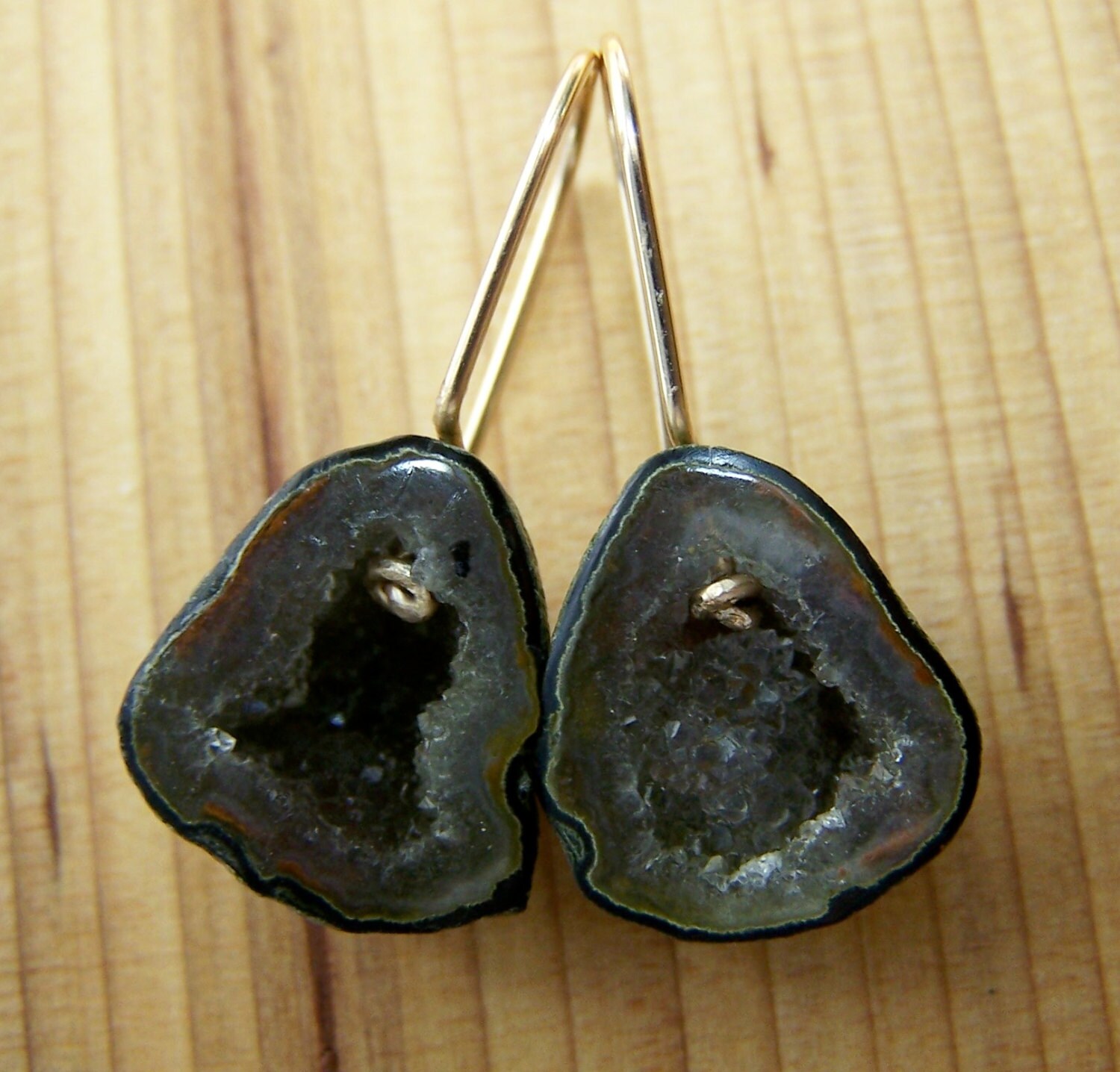 Tabasco Geode Druzy, 14Kgold Filled Ohrhaken Tabasco Geode Druzy, 14Kgold Filled Ohrhaken von JPGemJewels