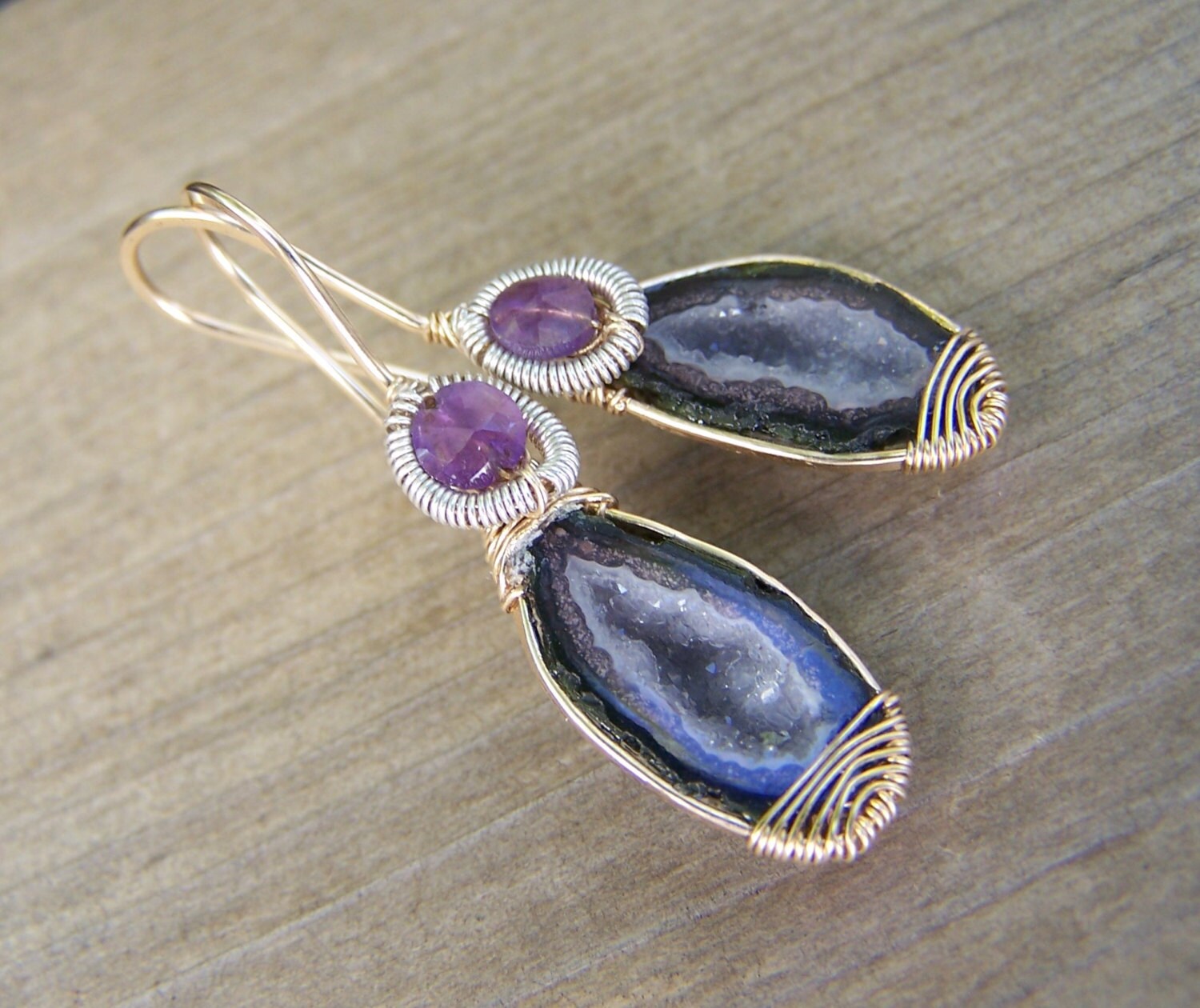 Tabasco Geode Druzy Ohrringe Amethyst, 14K Gold-Gefüllt & Sterlingsilber Tabasco Geode Druzy Ohrringe Amethyst, 14K Gold-Gefüllt & Sterlingsilber von JPGemJewels