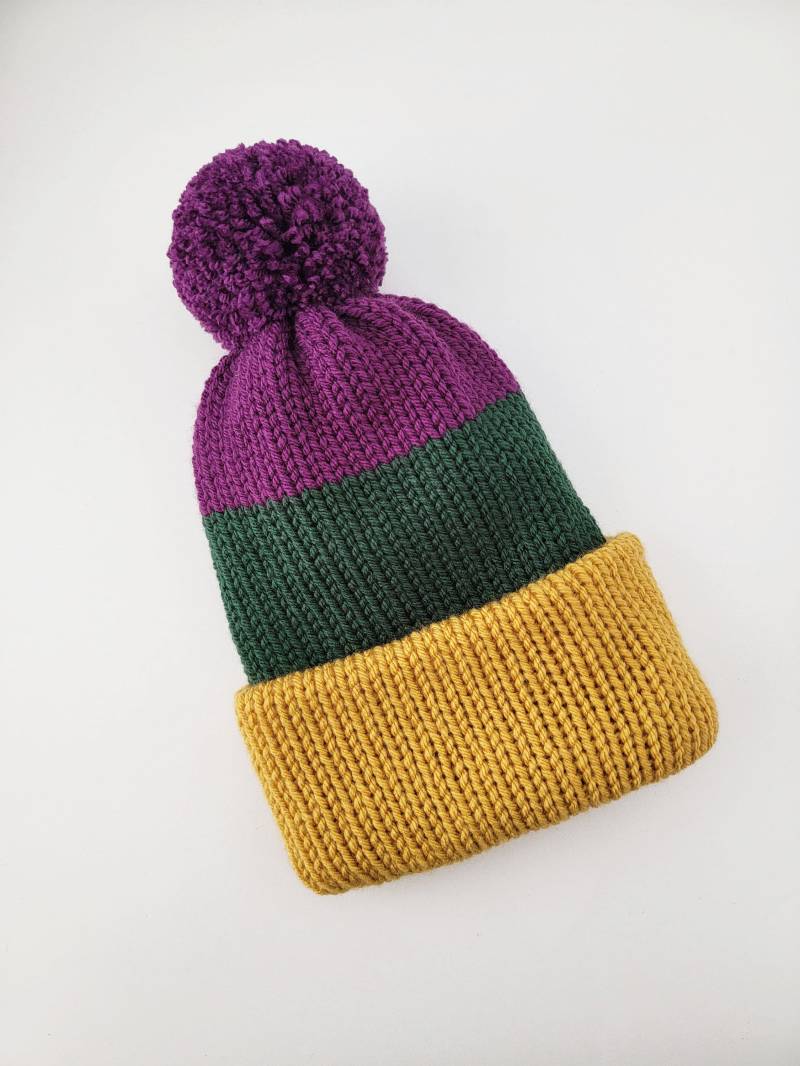 Fasching Karneval Retro Farbige Gestrickte Beanie Mit Bommel Erwachsenen Mütze Fasching Karneval Retro Farbige Gestrickte Beanie Mit Bommel Erwachsenen Mütze von JPHauck