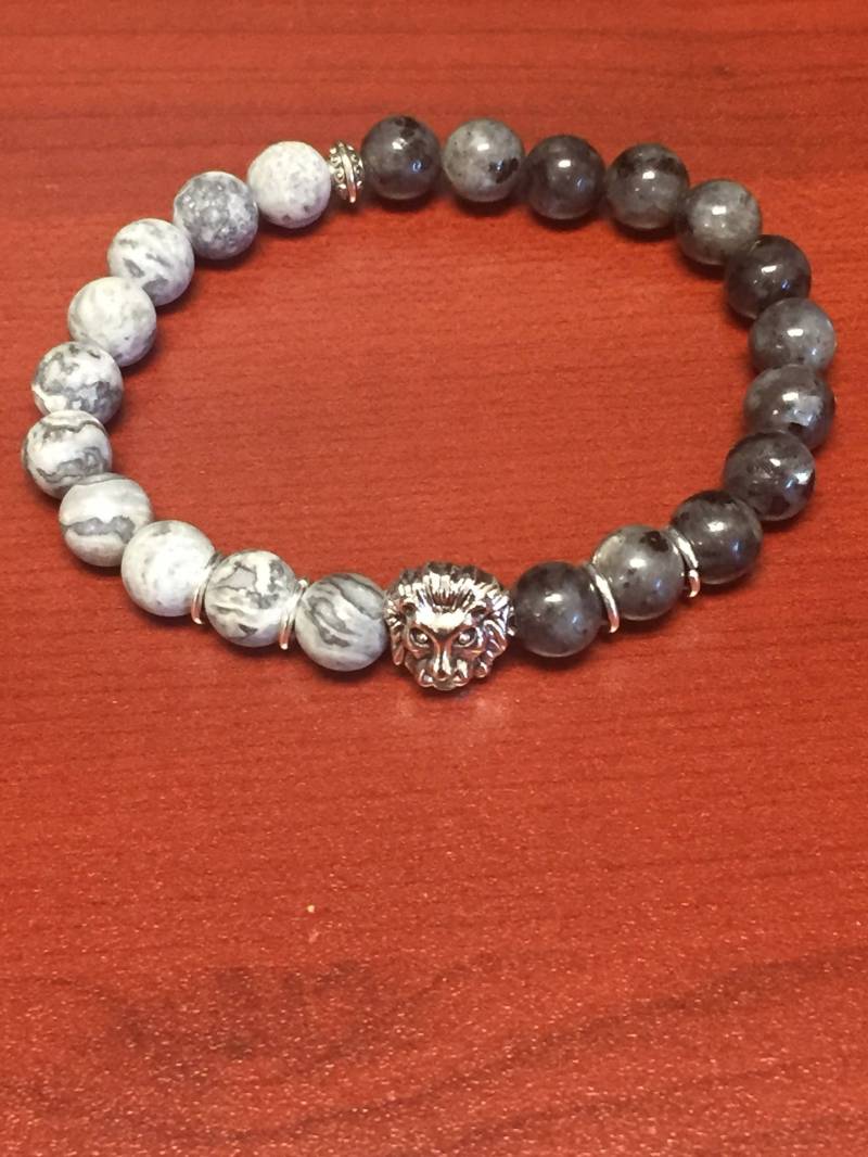 Dunkel Und Hellgraues Marmor Armband Mit Silbernem Löwen Anhänger Dunkel Und Hellgraues Marmor Armband Mit Silbernem Löwen Anhänger von JPSJDESIGNS