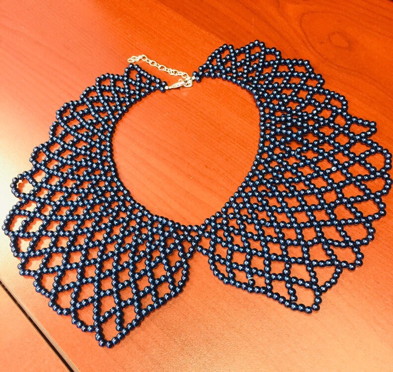 Dunkelblaue Perlenkette Dunkelblaue Perlenkette von JPSJDESIGNS