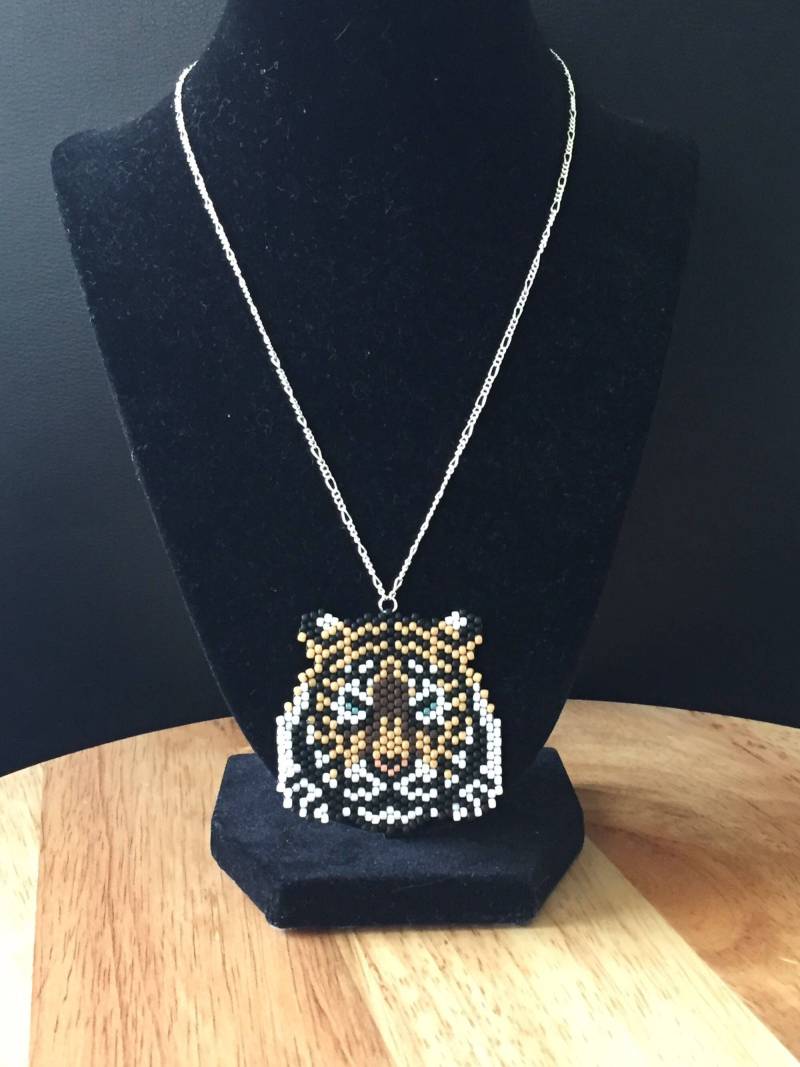 Tiger Anhänger Kette Tiger Anhänger Kette von JPSJDESIGNS