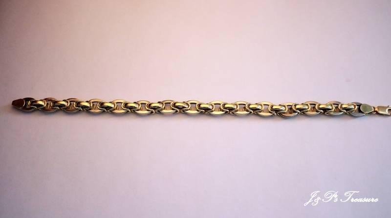 Personalisiertes 14K Oder 18K Gelb-Weiß-Hohlgoldarmband Für Männer, 100% Handgefertigt. Breite 7, 5 Mm. Kostenloser Versand Personalisiertes 14K Oder 18K Gelb-Weiß-Hohlgoldarmband Für Männer, 100% Handgefertigt. Breite 7, 5 Mm. Kostenloser Versand von JPsTreasure