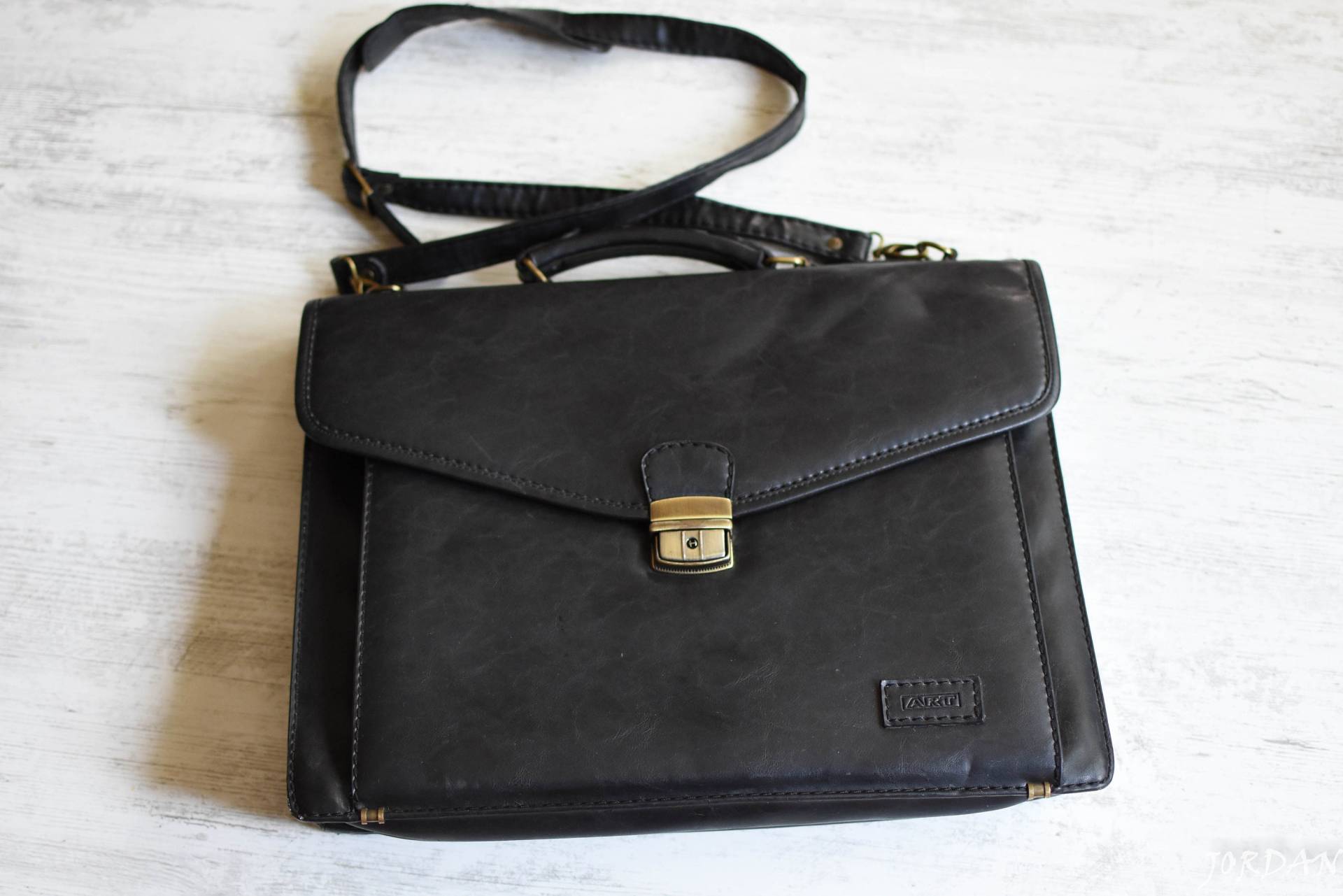 Große Businesstasche-Herren Leder Aktentasche-Umhängetasche-Leder Dokumente Tasche-Herren Messenger Bag-Dokumentenhalter-Schwarze Tasche von JRPlovdivVintage