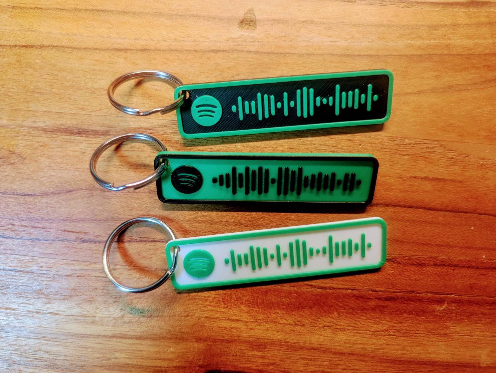 Personalisierbarer Schlüsselanhänger Mit Spotify Code - Musik, Die Du Immer Bei Dir Trägst Personalisierbarer Schlüsselanhänger Mit Spotify Code - Musik, Die Du Immer Bei Dir Trägst von JRProjectsDE