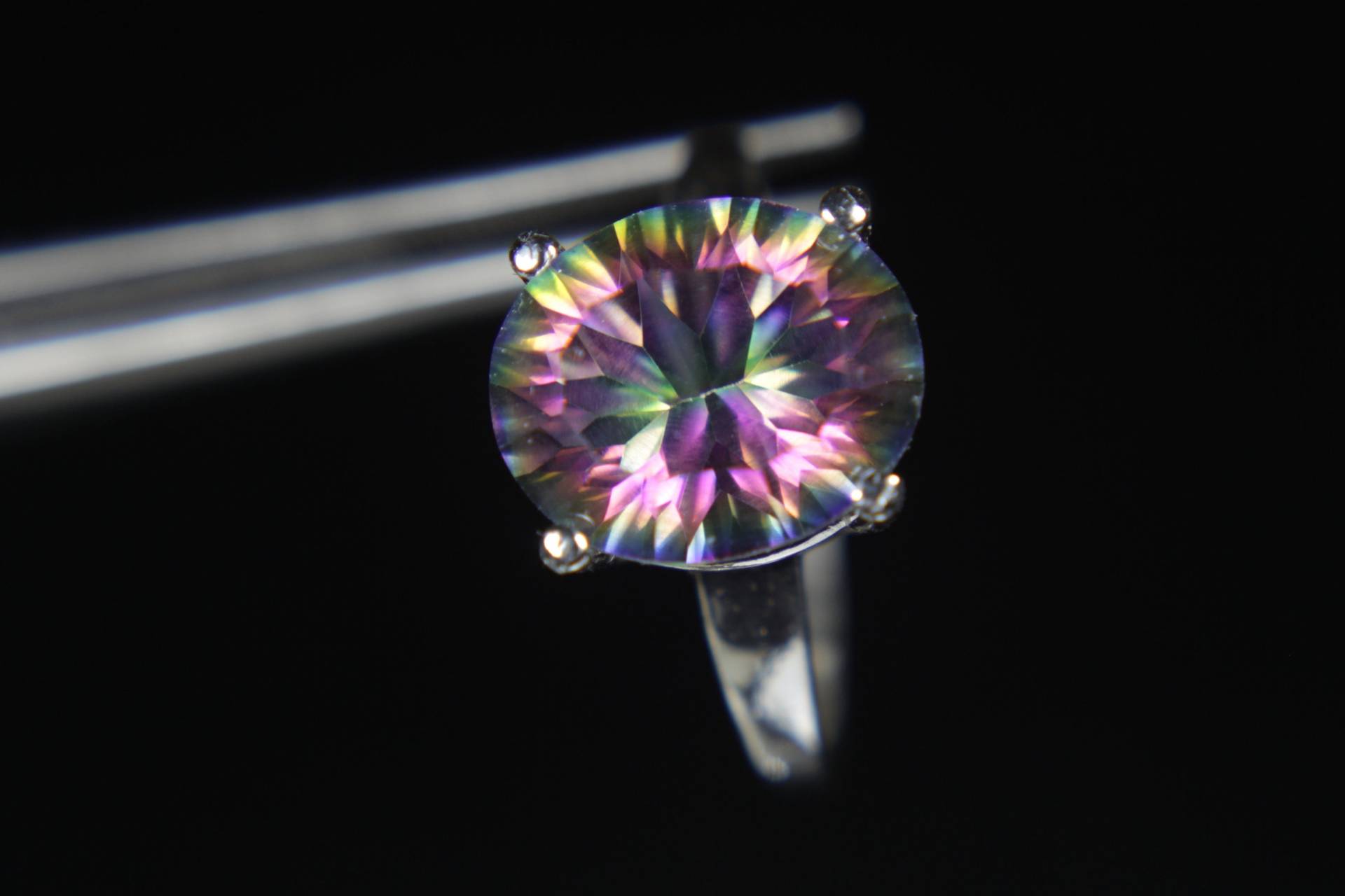 Clearance Atemberaubender Regenbogen Quarz Konkav Schliff Oval in Sterling Silber Ring Clearance Atemberaubender Regenbogen Quarz Konkav Schliff Oval in Sterling Silber Ring von JRclearance