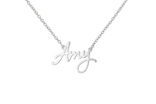 JRose Collections Identité Personalisierte Namenskette - Beliebte Mädchennamen & Titel - Verstellbare Kette in Geschenkbox von Mulberry Studios, Einheitsgröße, Zink JRose Collections Identité Personalisierte Namenskette - Beliebte Mädchennamen & Titel - Verstellbare Kette in Geschenkbox von Mulberry Studios, Einheitsgröße, Zink von JRose Collections