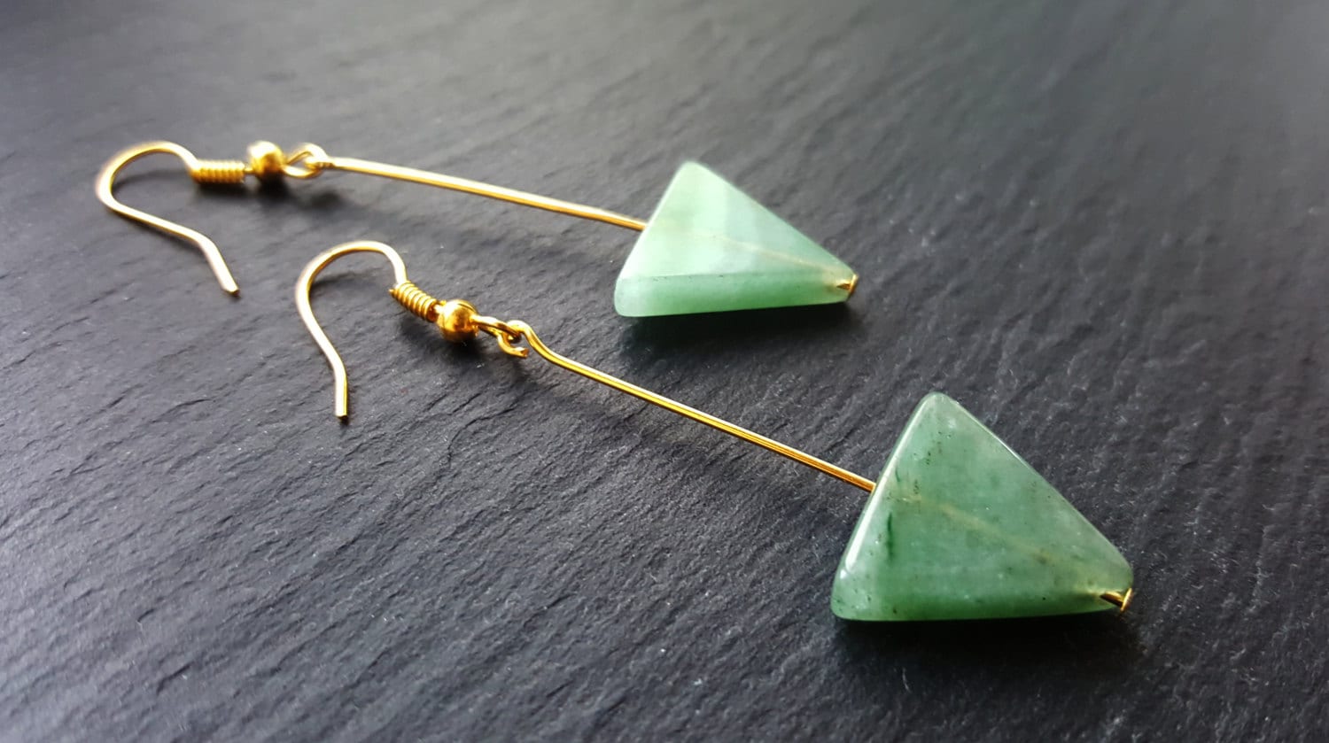 Aventurin Edelstein Und Gold Tropfen Haken Ohrringe Aventurin Edelstein Und Gold Tropfen Haken Ohrringe von JSinclairJewellery