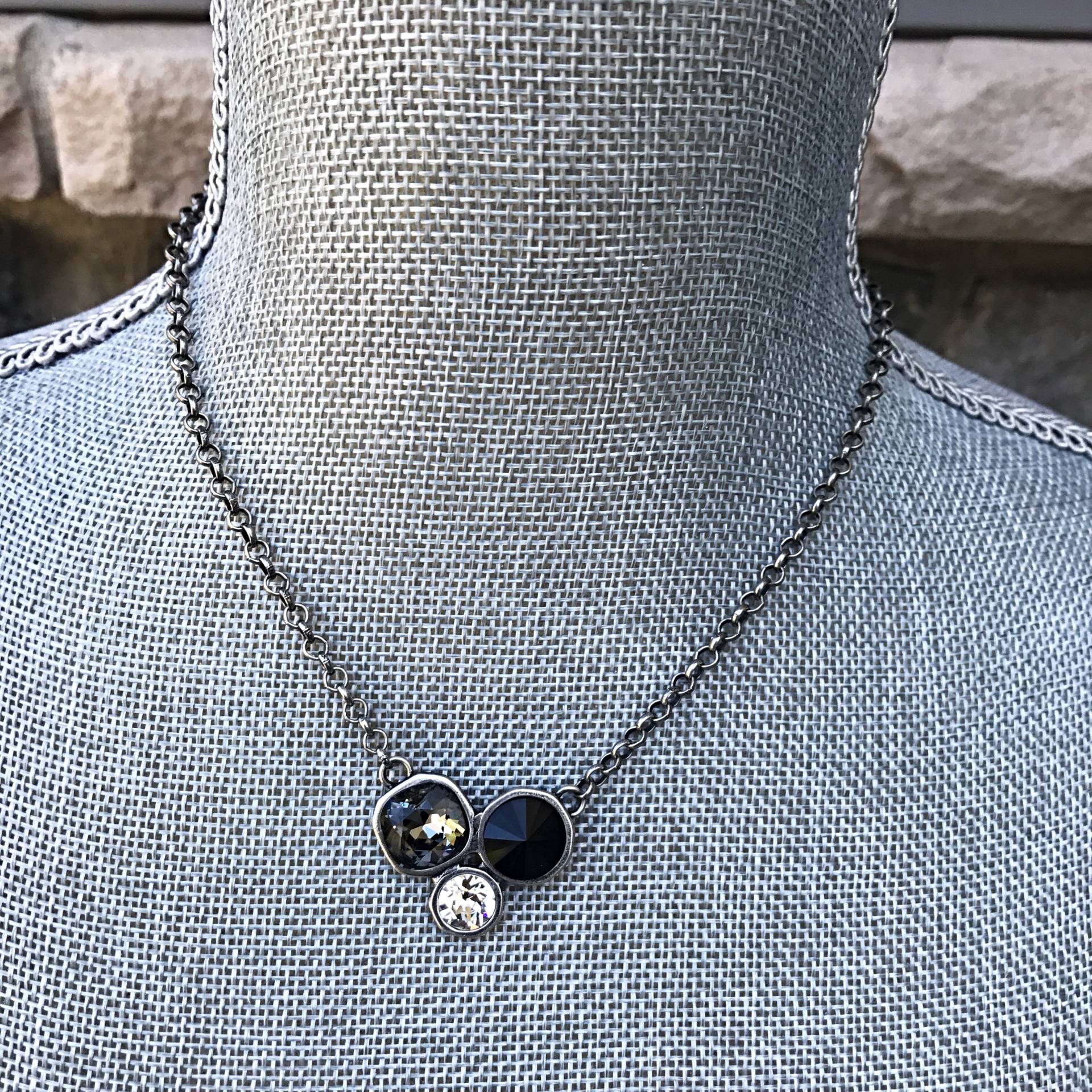Halskette-Kristall Anhänger-Handmade Schmuck-Schwarze Kette-Kristall Strass Halskette Anhänger-Cz Anhänger-Modeschmuck-Halsketten Für Frauen von JSjewelryBoutique