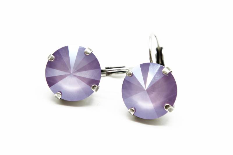Lavendel Lila Lack Swarovski Kristall Ohrringe, Leichte Tropfen Ohrringe von JSjewelryBoutique