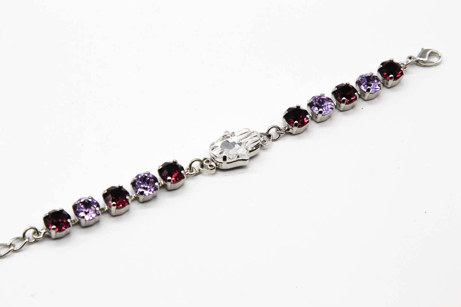 Lila Swarovski Crystal Elements Hamsa Protection Tennis Armband von JSjewelryBoutique