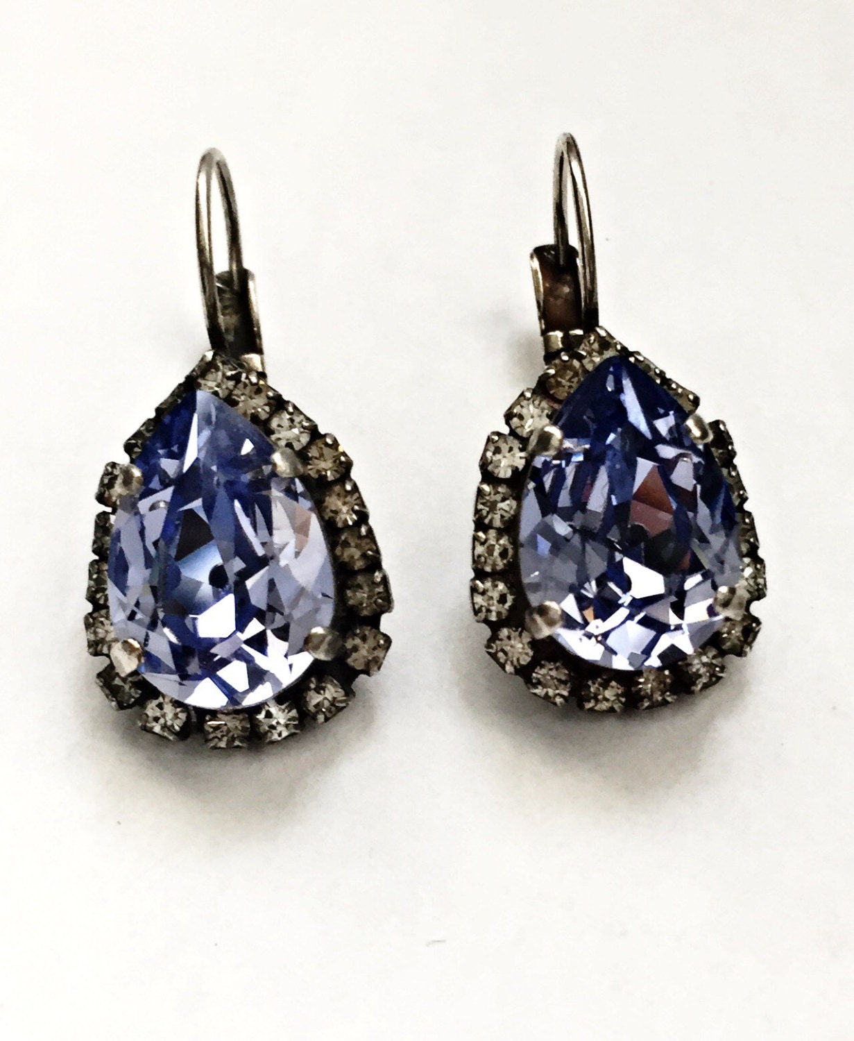 Saphir Ohrringe Geschenk-Blauer Schmuck Geschenk-Birne Form Für Frauen-Halo von JSjewelryBoutique