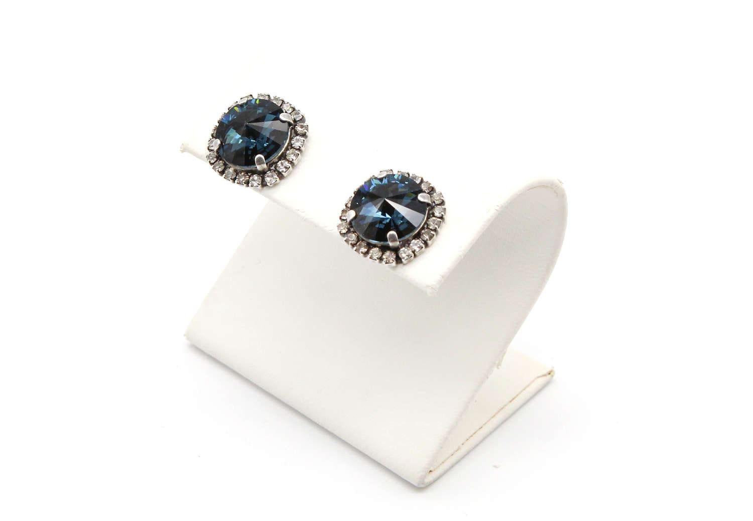 statement Saphir Ohrstecker Blau Swarovski Crystal Elements Ohrringe von JSjewelryBoutique
