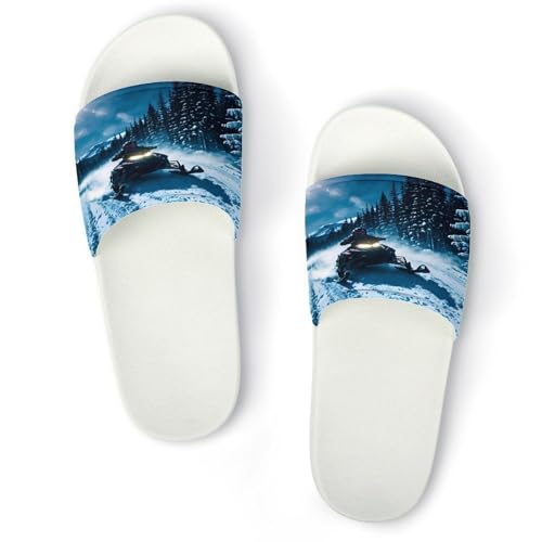 JTREWBV Sommerhausschuhe für Damen und Herren, Schneemobil Druck, PVC, Hausschuhe, Duschschuhe, Bad-Sandalen, rutschfest, leicht zu reinigen, Weißer Stil, 44 EU JTREWBV Sommerhausschuhe für Damen und Herren, Schneemobil Druck, PVC, Hausschuhe, Duschschuhe, Bad-Sandalen, rutschfest, leicht zu reinigen, Weißer Stil, 44 EU von JTREWBV