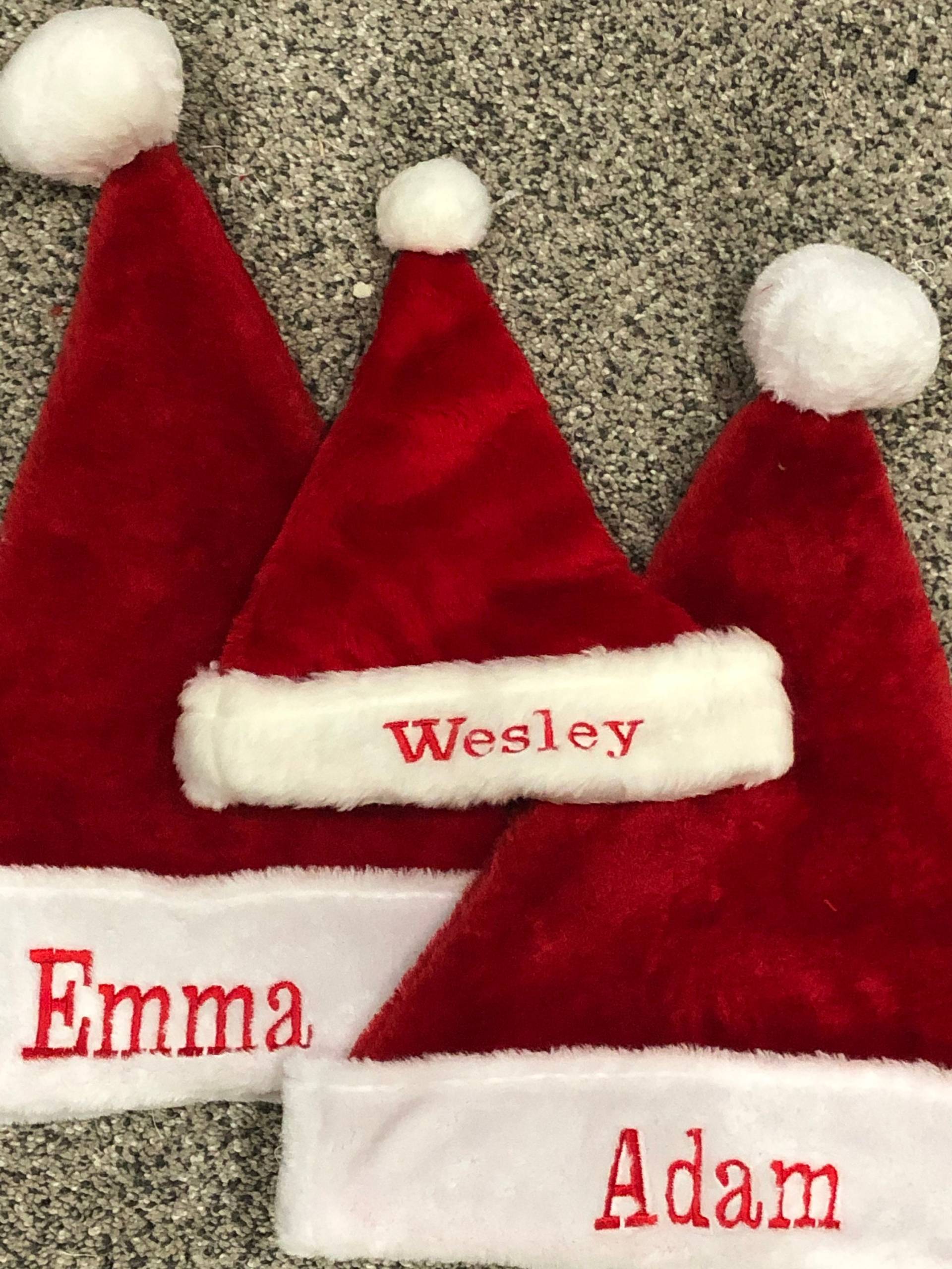 Personalisierte Gestickte Rote Plüsch Weihnachtsmütze Säugling Kind Erwachsener Personalisierte Gestickte Rote Plüsch Weihnachtsmütze Säugling Kind Erwachsener von JTsEmbroidery