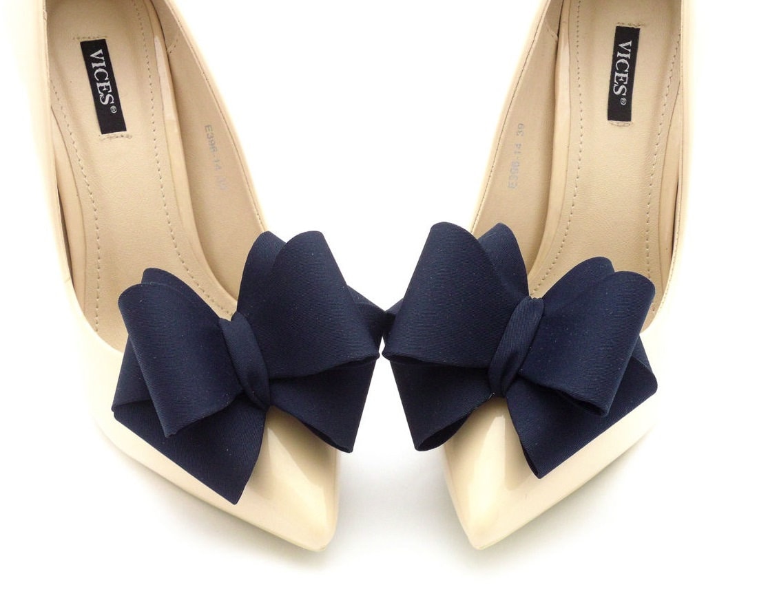 Marineblaue Schleifen Schuhclips Schuhdekorationen Judaeve Marineblaue Schleifen Schuhclips Schuhdekorationen Judaeve von JUDAEVE