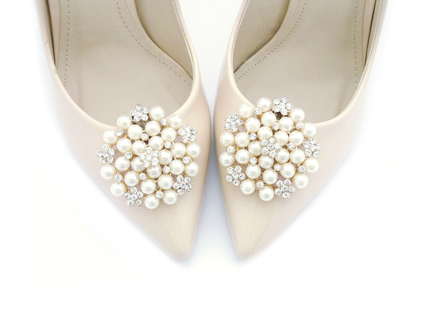 Schuhclips Mit Cremefarbenen Perlen, Hochzeitsschuhclips, Schmuckschuhdekorationen, Cremefarbene Judaeve Schuhclips Mit Cremefarbenen Perlen, Hochzeitsschuhclips, Schmuckschuhdekorationen, Cremefarbene Judaeve von JUDAEVE