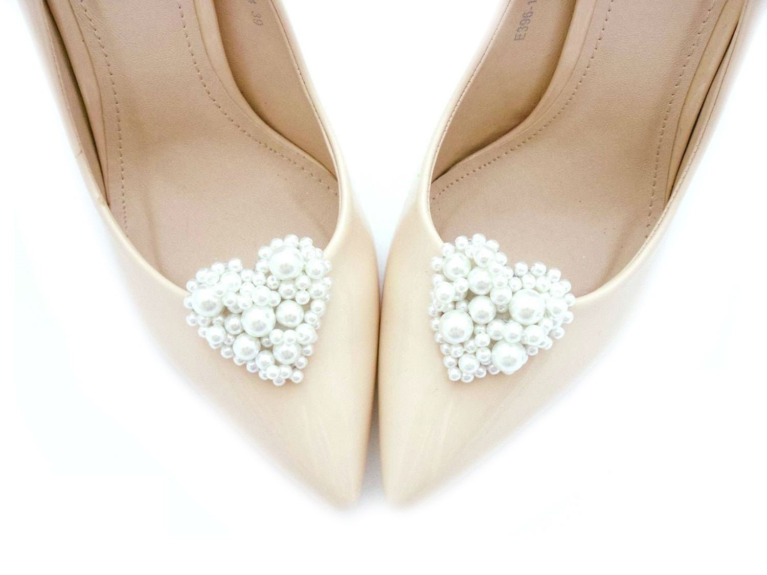 Schuhclips Perlenherz Dekorationen Hochzeit Judaeve Schuhclips Perlenherz Dekorationen Hochzeit Judaeve von JUDAEVE