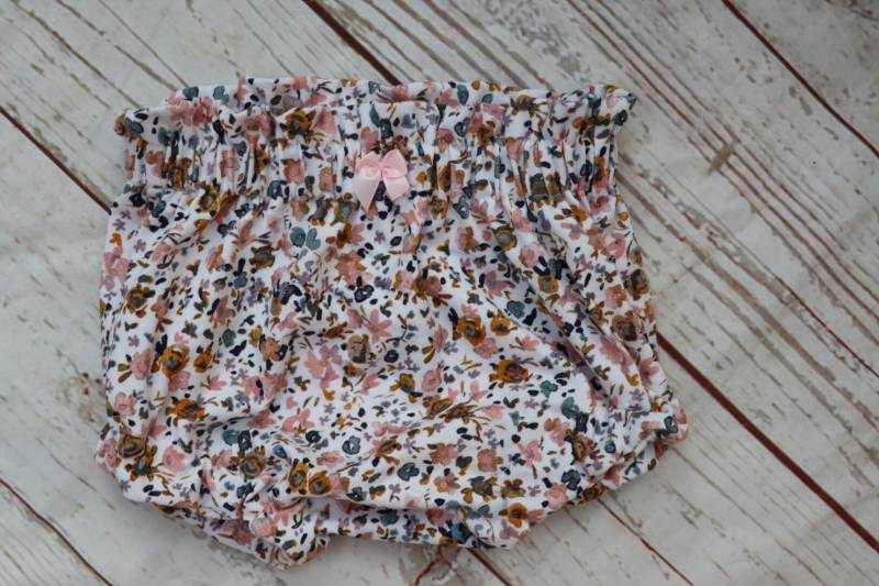 Bloomerhose, Musselinhose, Kurze Hose, Babyhose Bloomerhose, Musselinhose, Kurze Hose, Babyhose von JUFILOUHandmade