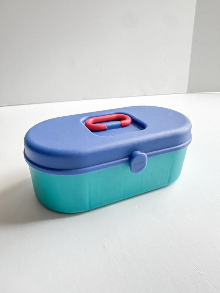Mini Vintage Caboodles Etui Mini Vintage Caboodles Etui von JUJUANDUS