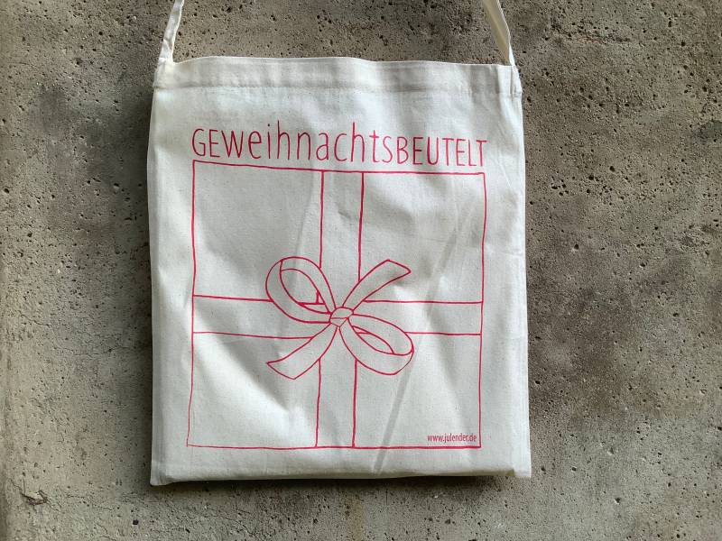 stoffbeutel-Mit Spruch, Weihnachtsbeutel, Limitierte Auflage, Naturweiß, Siebdruck, Langer Henkel, Biobaumwolle, Für Weihnachtseinkäufe stoffbeutel-Mit Spruch, Weihnachtsbeutel, Limitierte Auflage, Naturweiß, Siebdruck, Langer Henkel, Biobaumwolle, Für Weihnachtseinkäufe von JULENDER